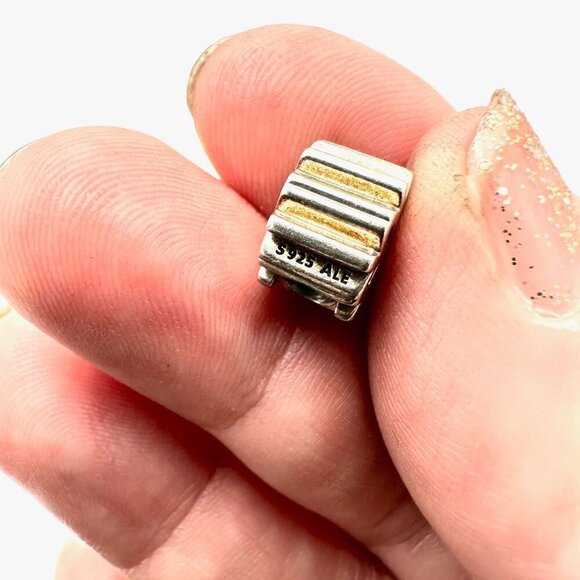 Pandora Snowflake Charm 925 ALE Sterling Silver Holiday Winter Christmas - Picture 3 of 3